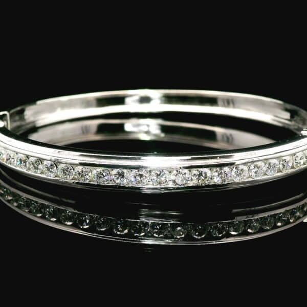 2.25 CTW Diamond Bangle 18k White Gold, Natural Diamond F VS1 Round Brilliant
