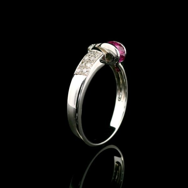 0.58 CTW Natural Pink Sapphire Diamond 18k White Gold Ring