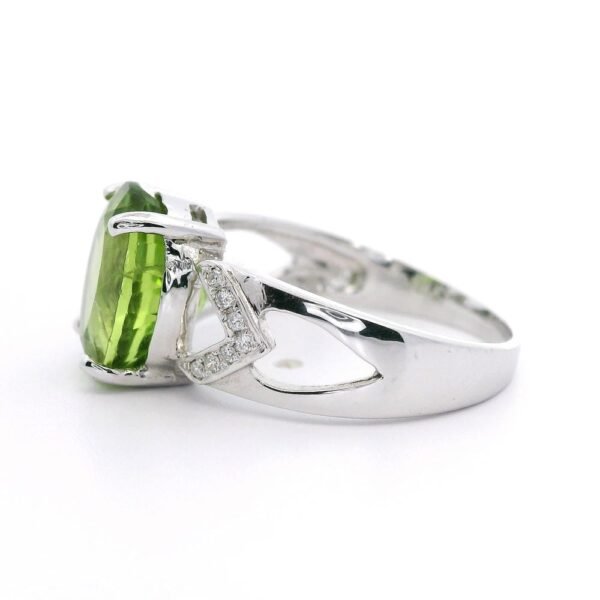 3 CTW Natural Peridot Diamond 18k White Gold Ring