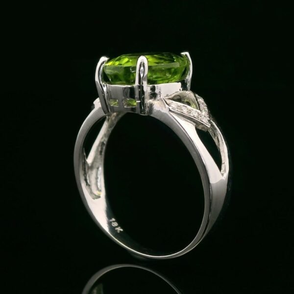 3 CTW Natural Peridot Diamond 18k White Gold Ring