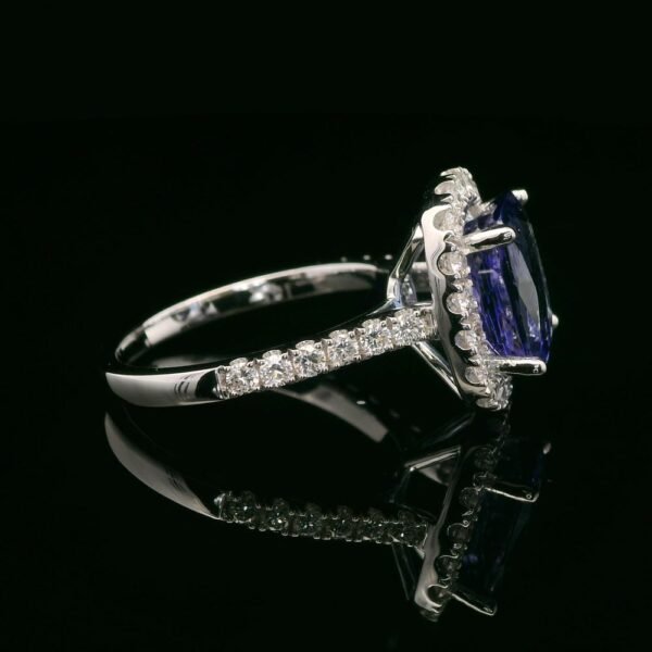 3.92 CTW Natural Tanzanite Diamond 18k White Gold Ring