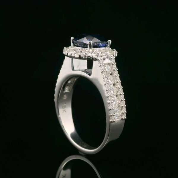 3.76 CTW Natural Blue Sapphire Diamond 18k White Gold Ring