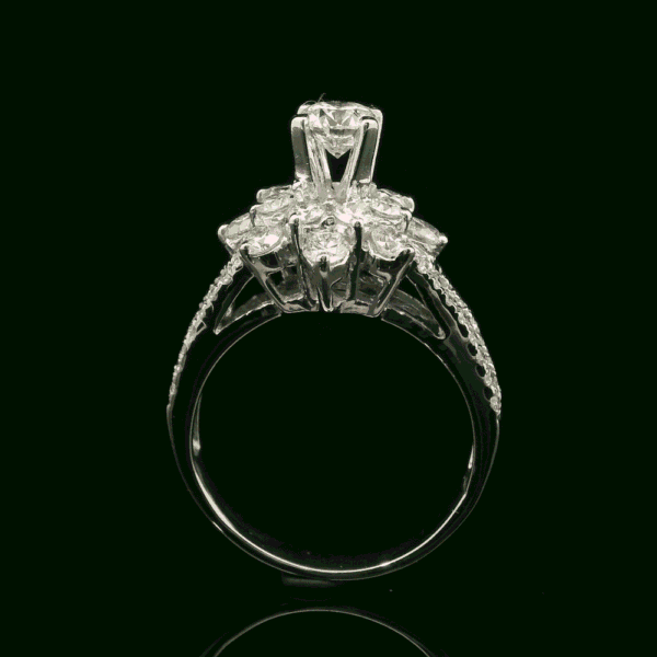 1.59ctw Natural Diamond 18K White Gold Ring For Women