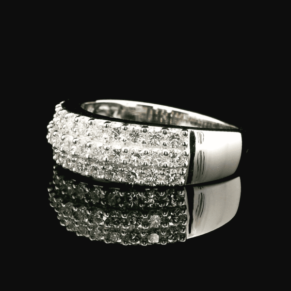 1.04ctw Natural Diamond 18K White Gold Ring For Women
