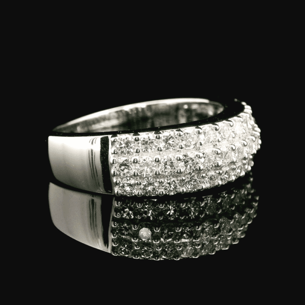 1.04ctw Natural Diamond 18K White Gold Ring For Women