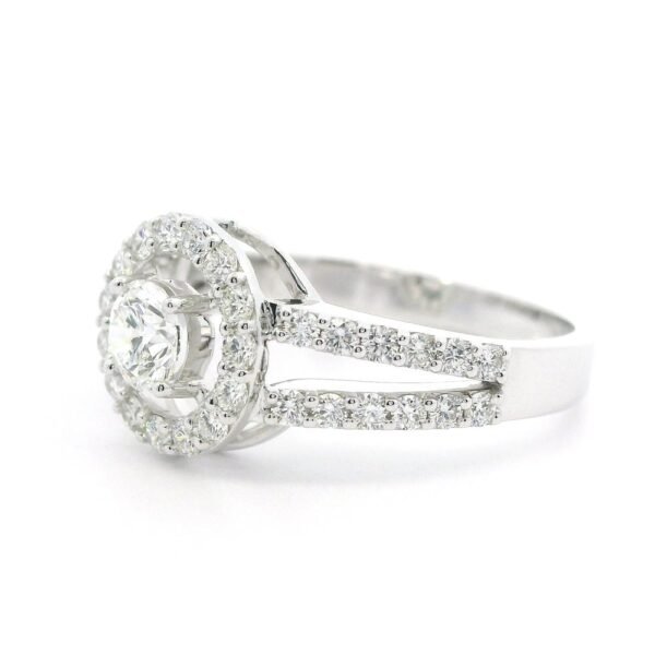 0.82ctw Natural Diamond 18K White Gold Ring For Women
