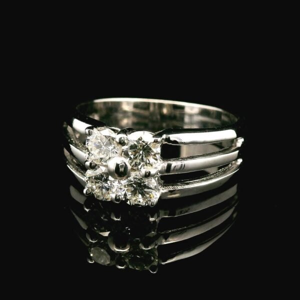 0.80ctw Natural Diamond 18K White Gold Ring For Women
