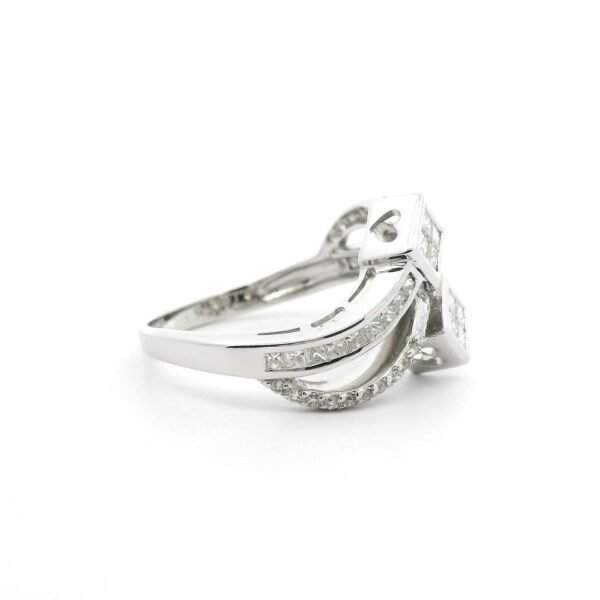 Natural Diamond 18K White Gold Ring, Princess & Round Diamond 0.97Ctw Unique Style