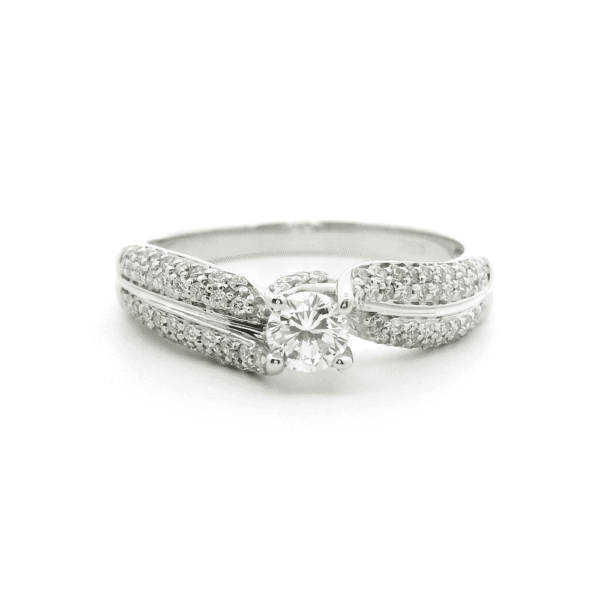 0.80ctw Natural Diamond 18K White Gold Ring For Women