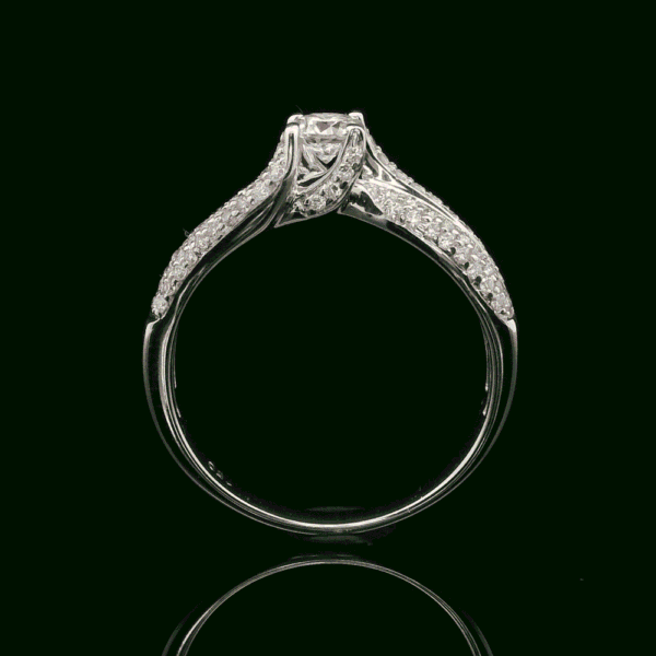 0.80ctw Natural Diamond 18K White Gold Ring For Women