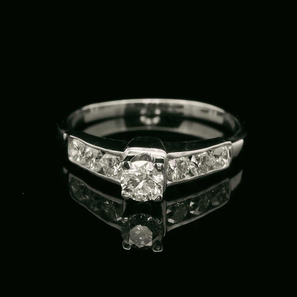 0.85ctw Natural Diamond 18K White Gold Ring For Women