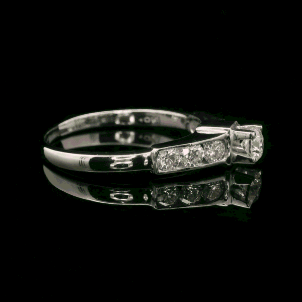0.85ctw Natural Diamond 18K White Gold Ring For Women