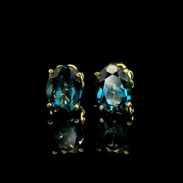 3 CT Natural Topaz Earring 18K Yellow Gold