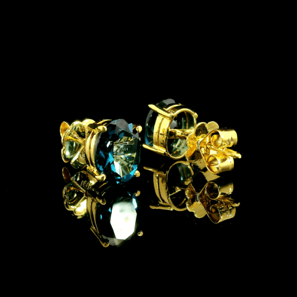 3 CT Natural Topaz Earring 18K Yellow Gold